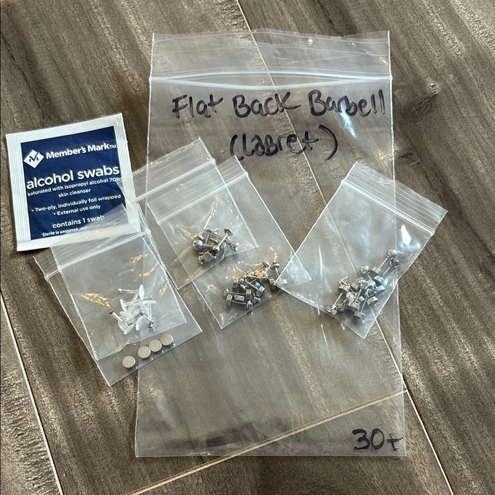 Flat Back Barbell Labret piercing set new